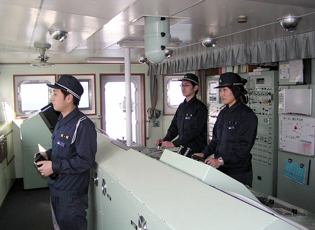 海上保安官 海の安全を守る 海の仕事 Com